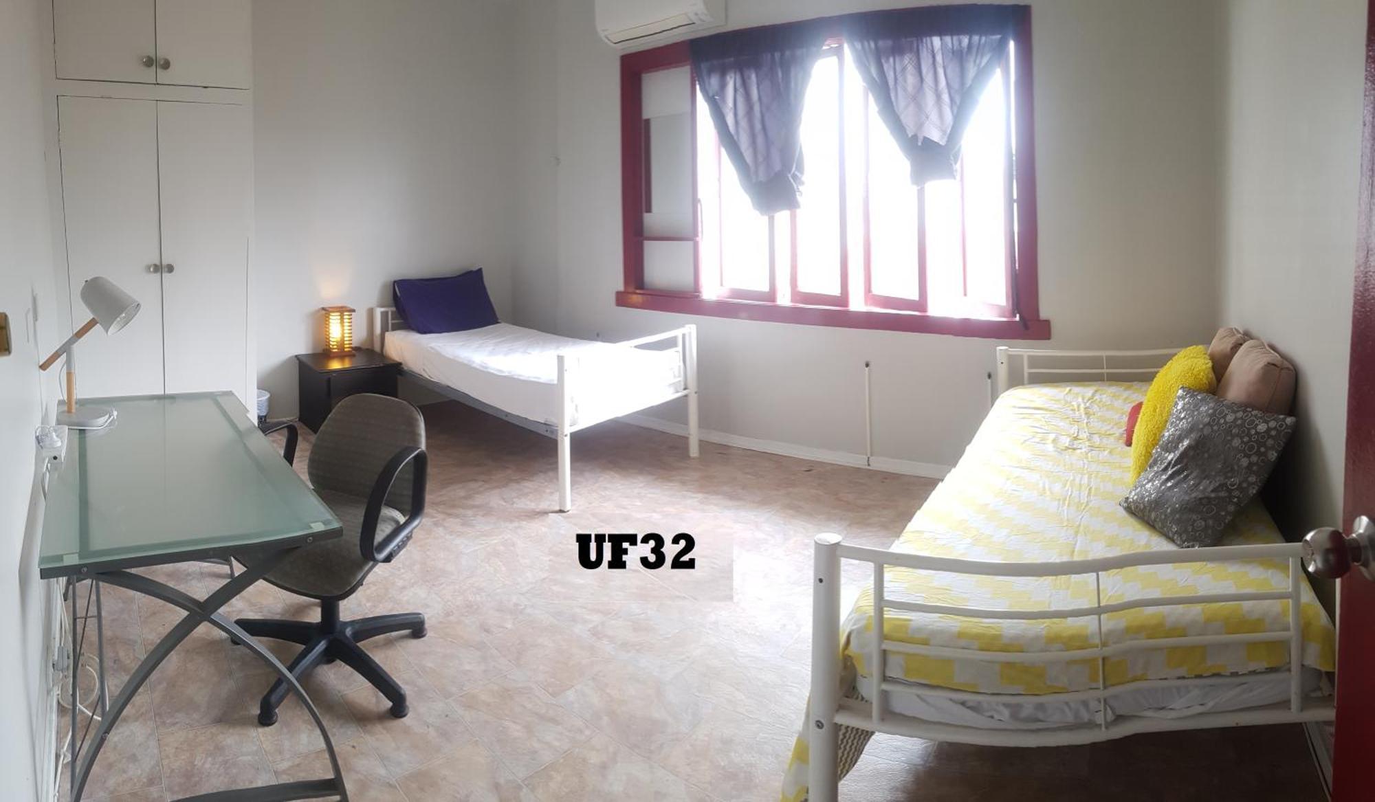 Asylum Cairns Share House Hostel Bagian luar foto