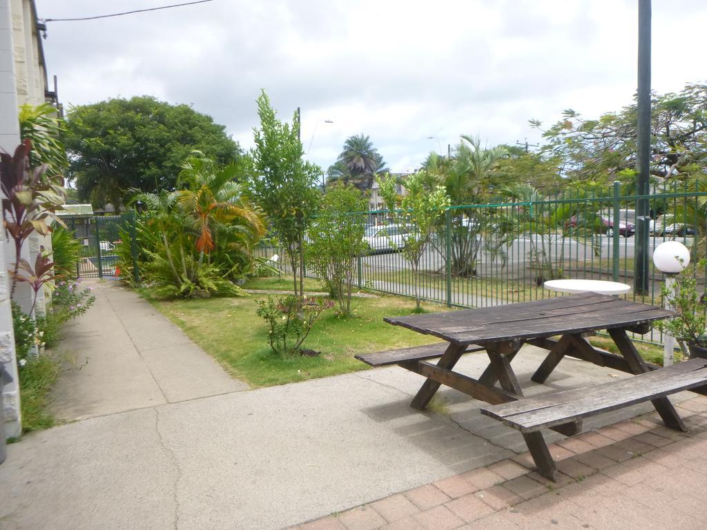 Asylum Cairns Share House Hostel Bagian luar foto