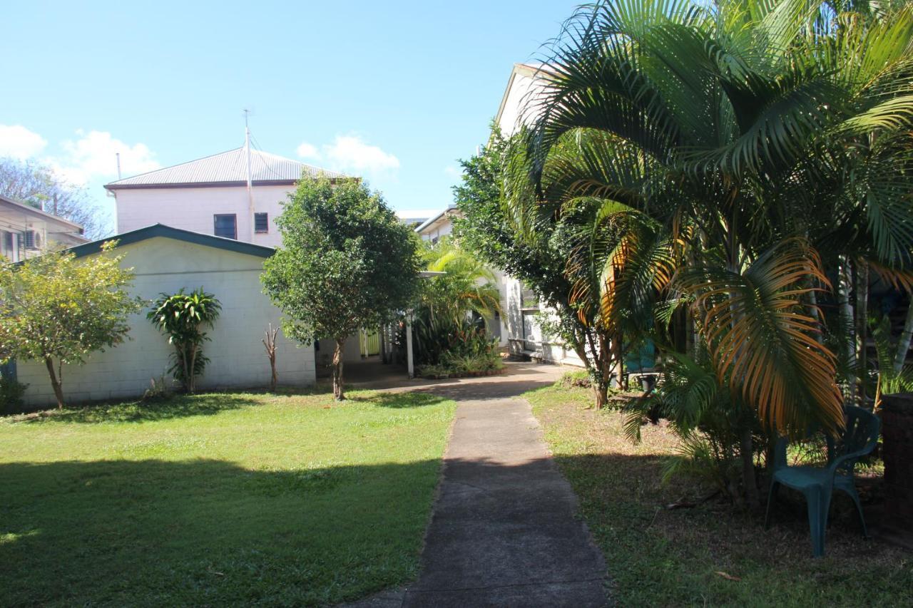 Asylum Cairns Share House Hostel Bagian luar foto